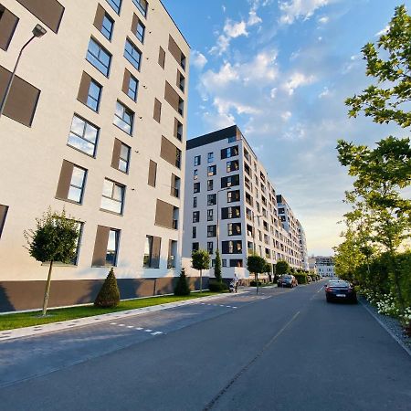 Deluxe Apartment With Balcony And Private Parking In Colvmna Residence Cluj-Napoca Extérieur photo